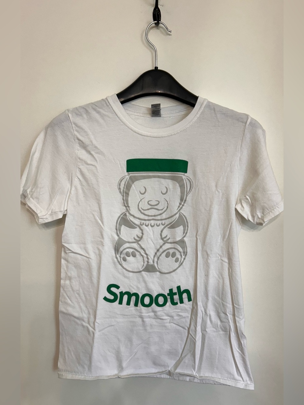 PEANUT BUTTER GRAPHIC TEE